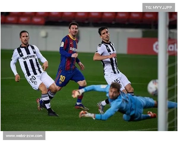 比利亚雷亚尔vs巴萨上半场对攻，射门数持平比分僵持